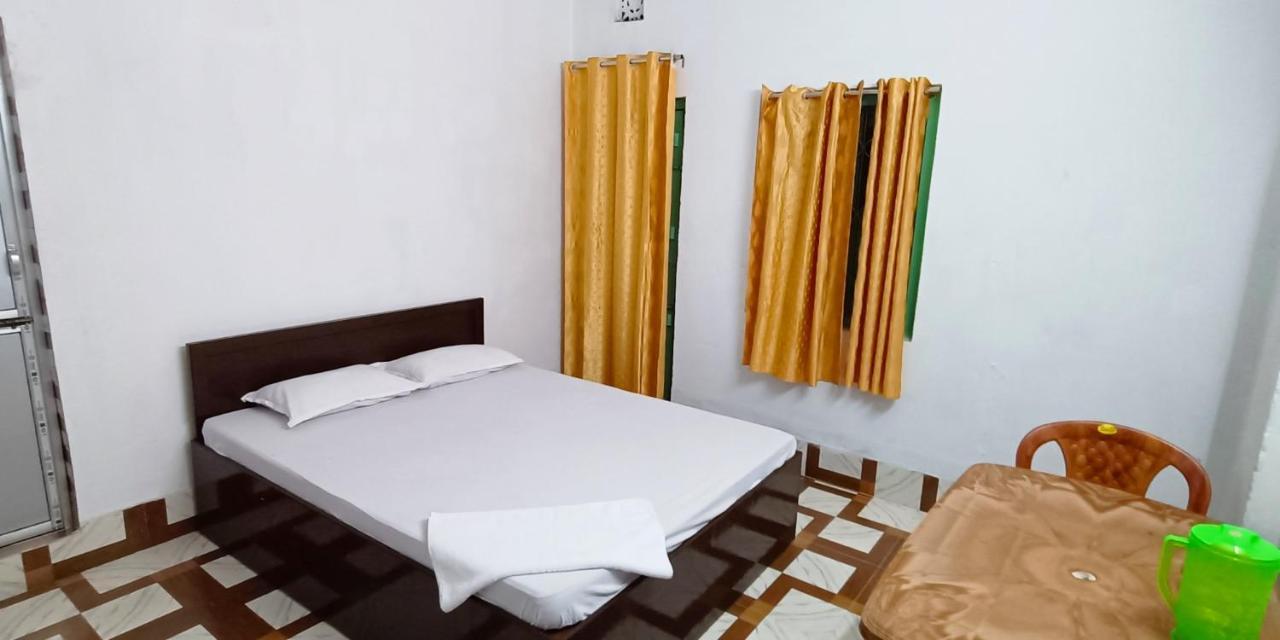 Bagdogra Home Stay - Near Airport Dış mekan fotoğraf